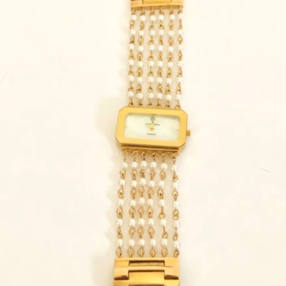 Vintage Anne Klein Diamond 10/7209 Gold Tone Pearl Bracelet Quartz Analog Watch main image 4